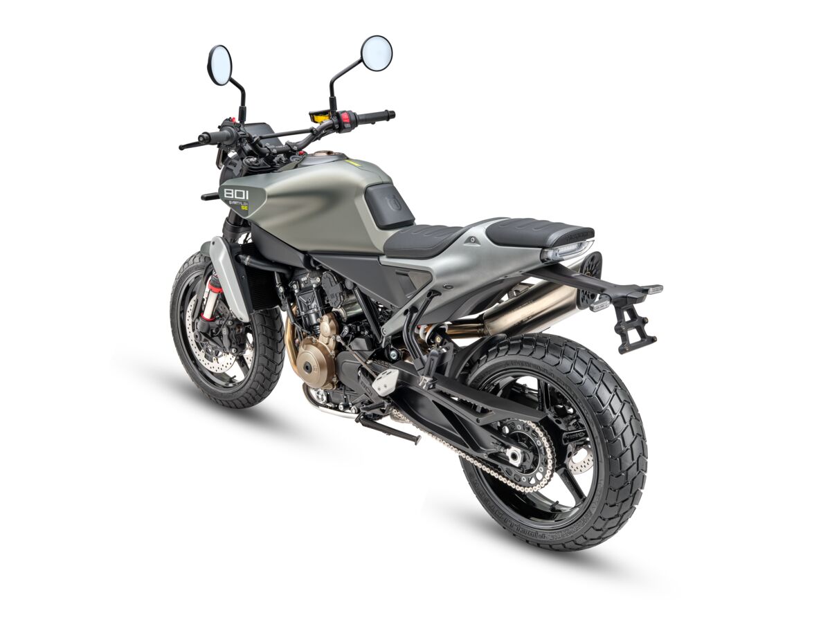 2027 Husqvarna Svartpilen 801 SE - Image 6