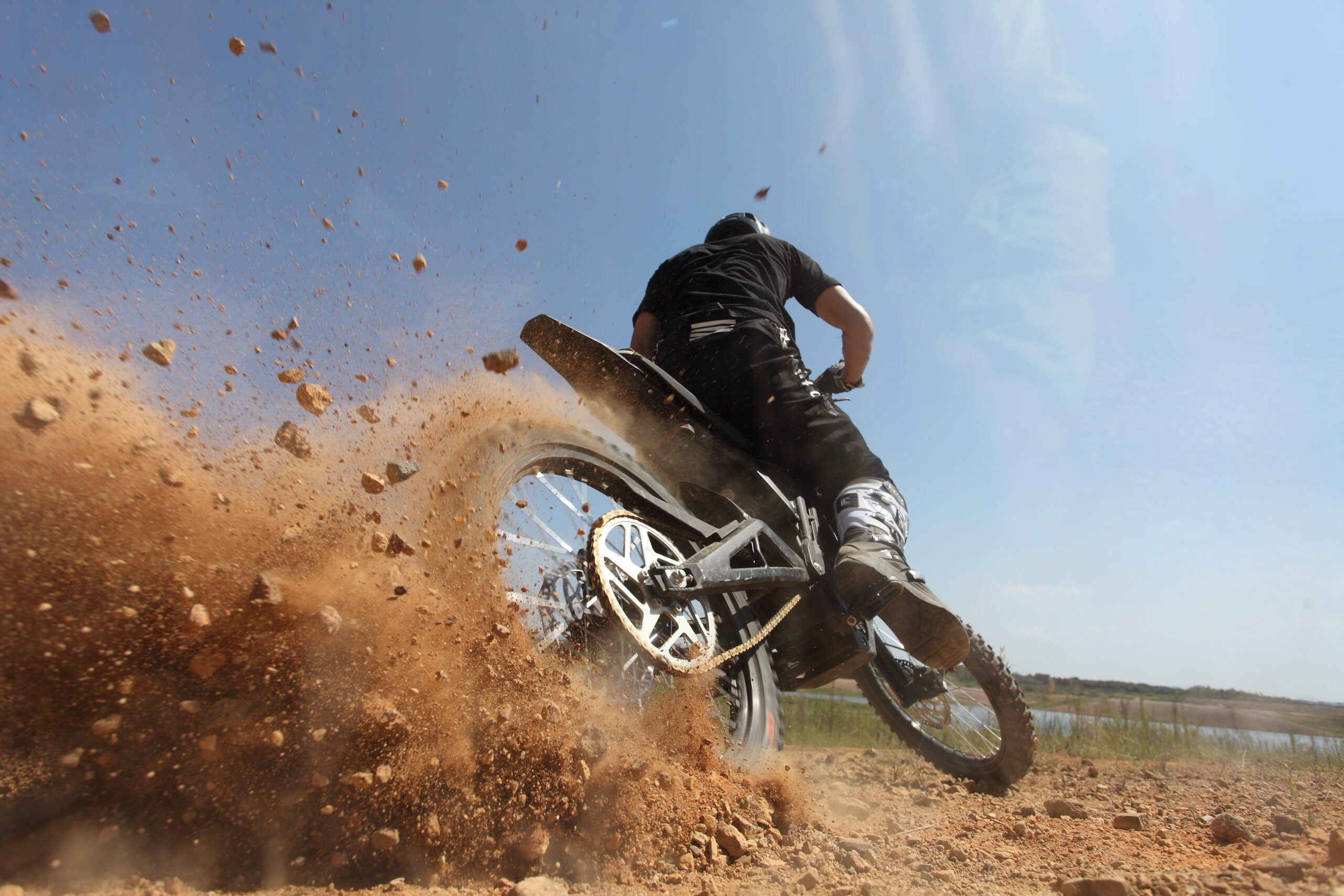 E Ride Pro S: 17" 72V 8KW 30AH | Electric Dirt Bike for Kids & Adults - Image 4
