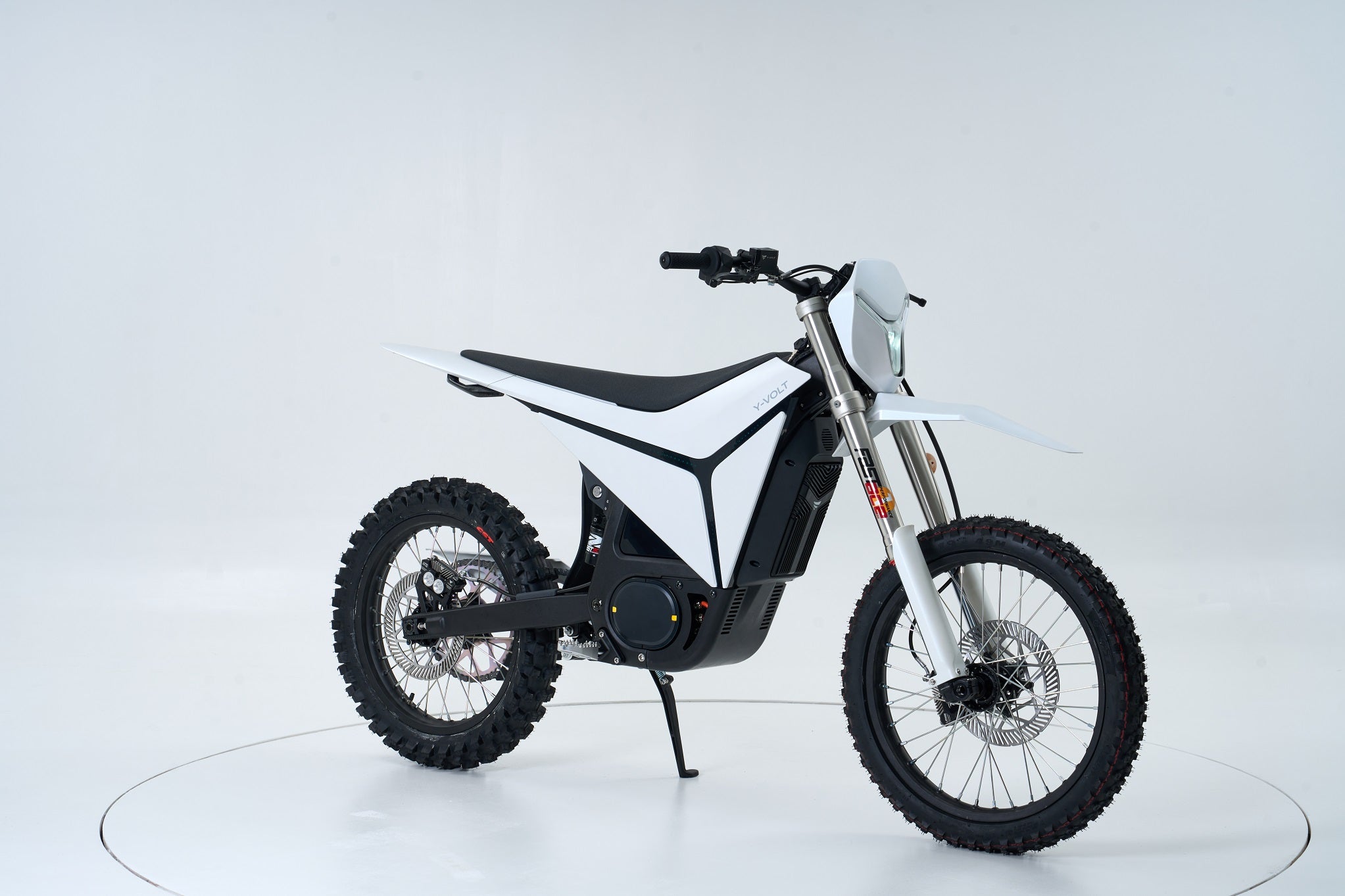 Y-Volt Surge V 97.2V/45Ah 35,000W Off-Road Electric Dirt Bike - Image 7