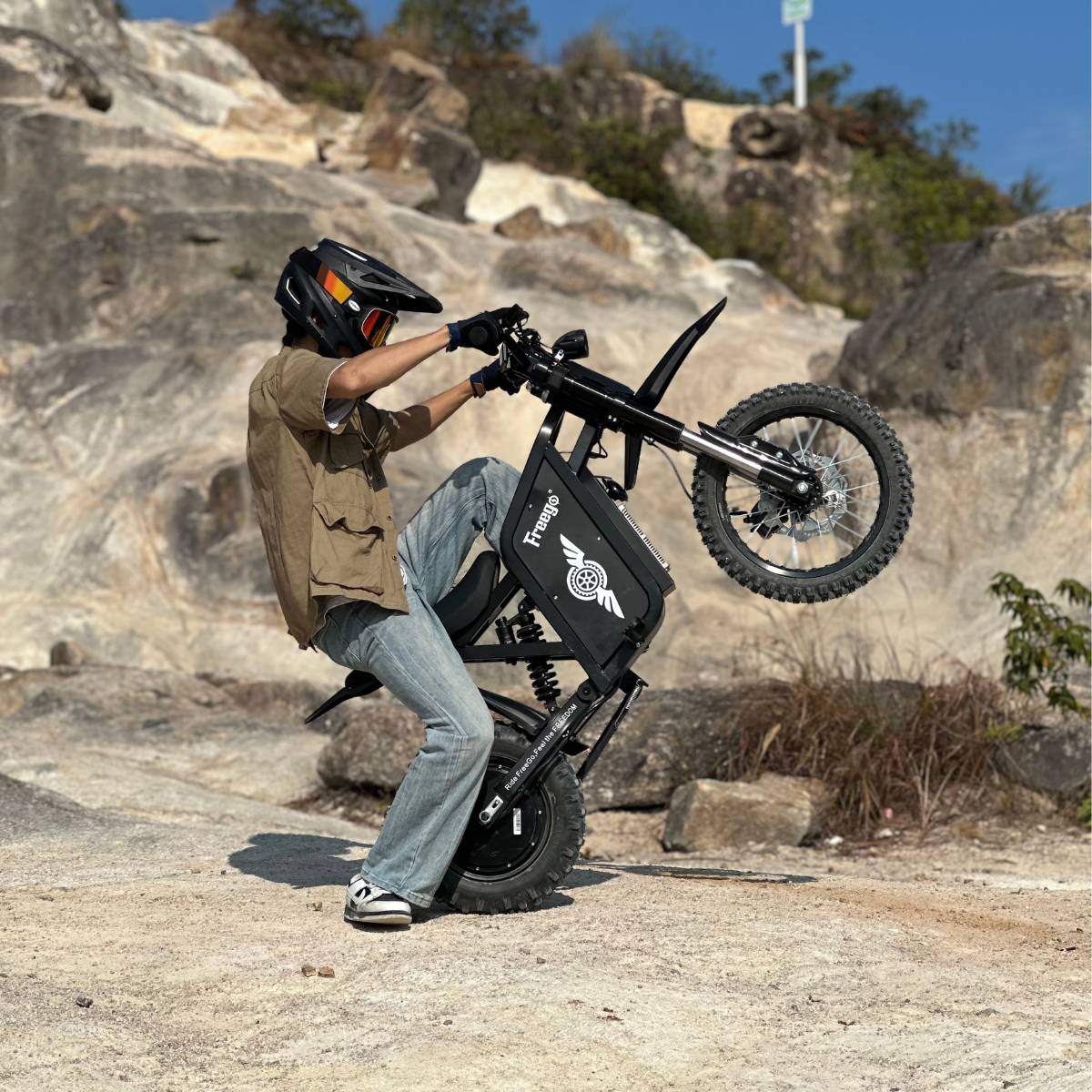 Freego X0 60V/23Ah 3600W Electric Mini Dirt Bike - Image 7
