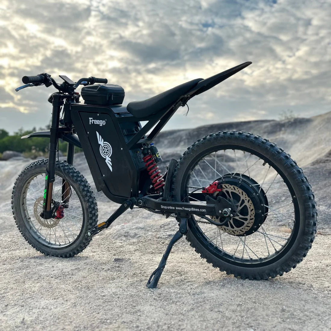 Freego X3 72V/50Ah 8000W Off-Road Electric Dirt Bike - Image 8